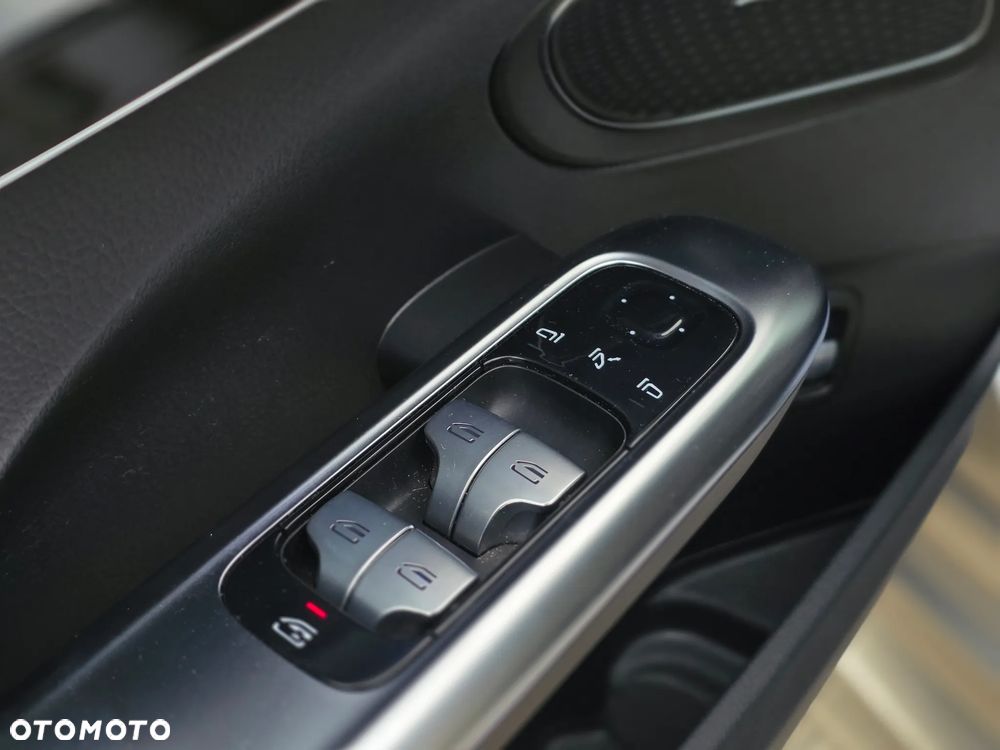 Mercedes-Benz Klasa C 220 d mHEV 4-Matic AMG - 31