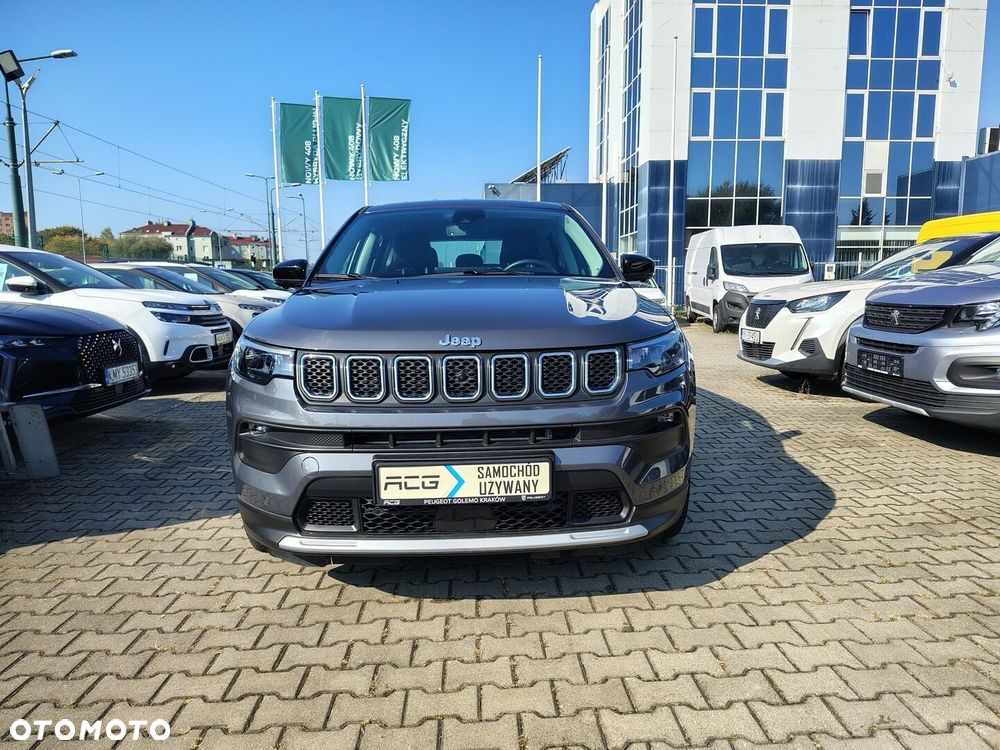 Jeep Compass - 4