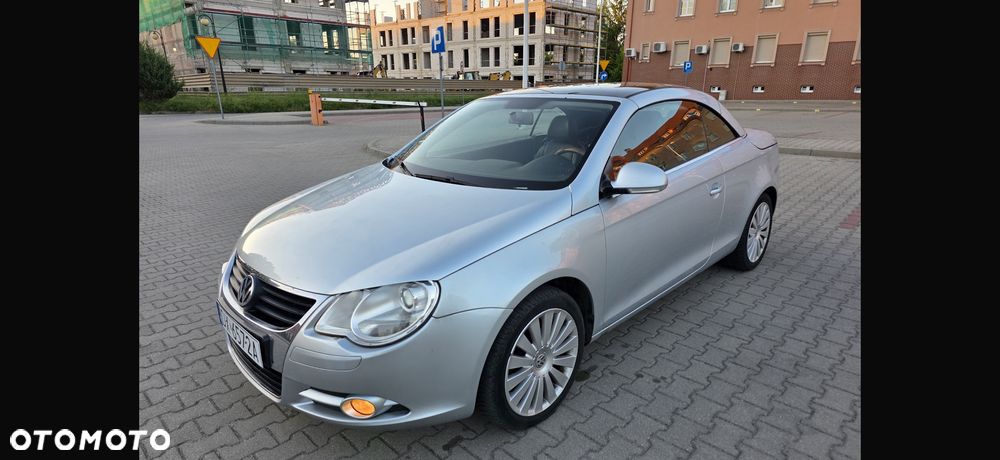 Volkswagen Eos 2.0 FSI - 2