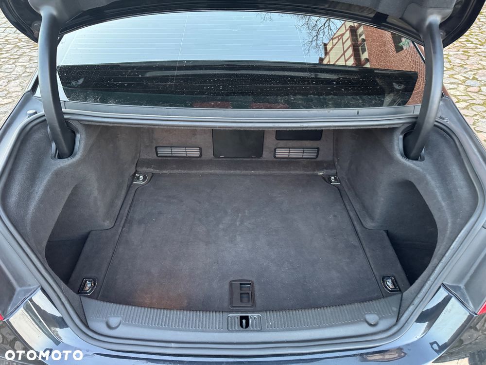 Audi A8 3.0 TDI DPF quattro tiptronic - 25