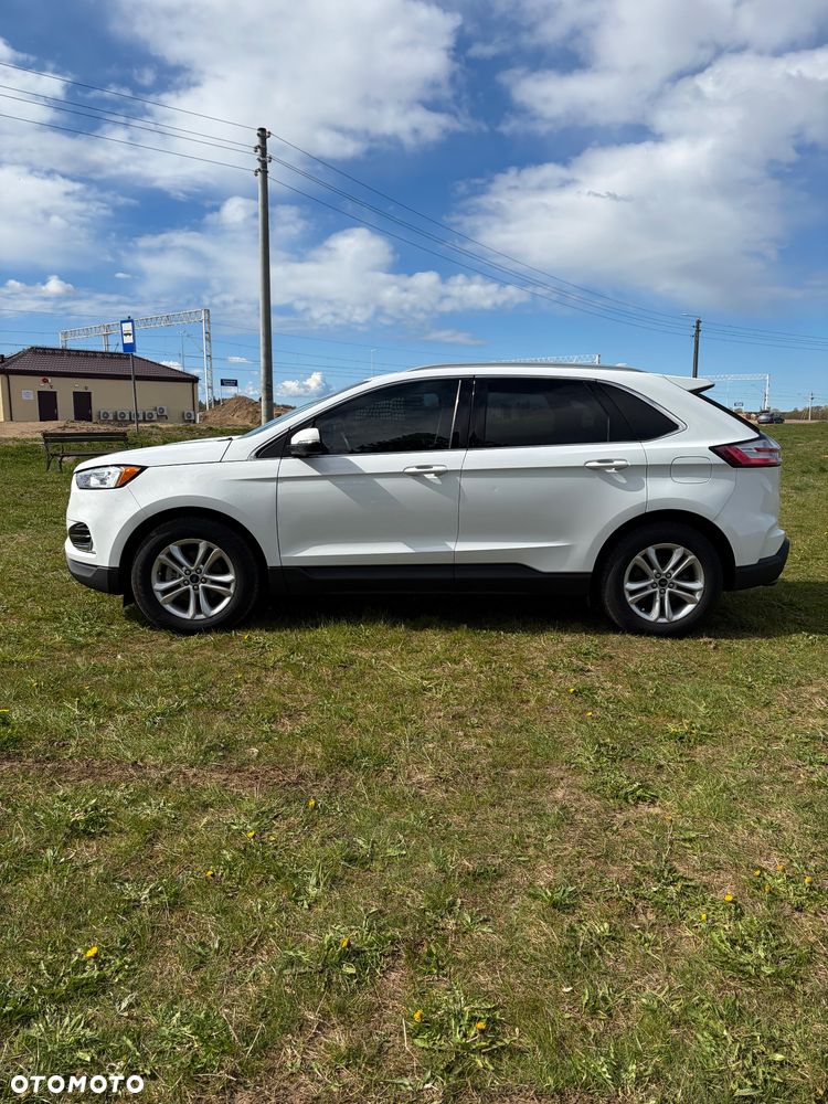 Ford Edge - 5