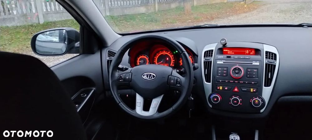 Kia Ceed 1.4 CVVT Vision - 12