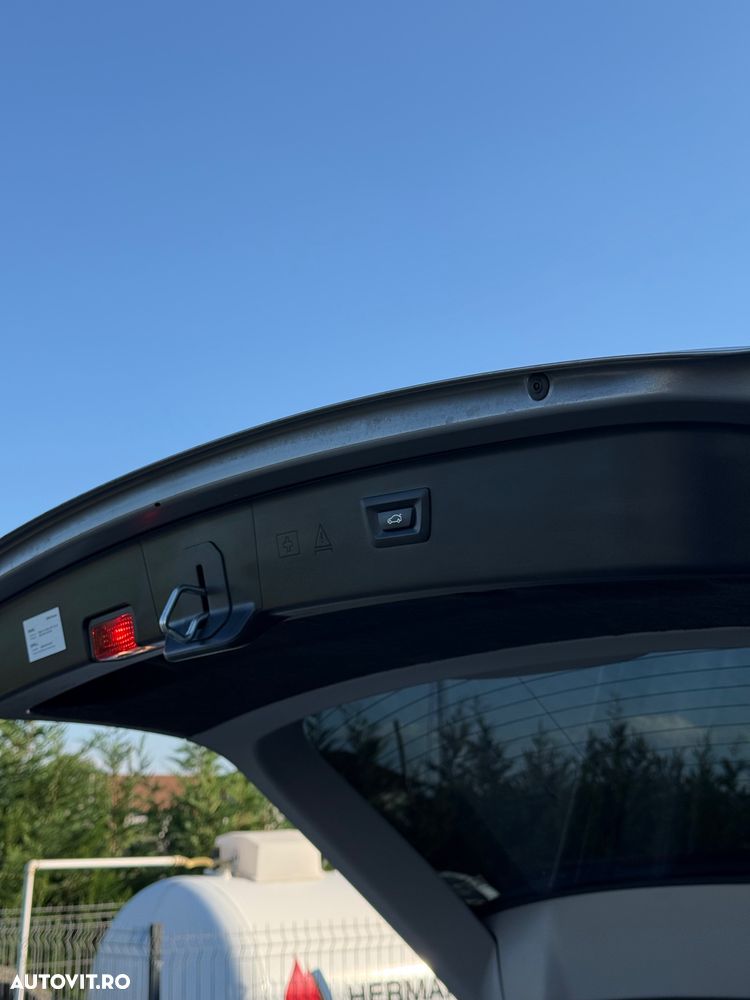 BMW Seria 5 520d - 8
