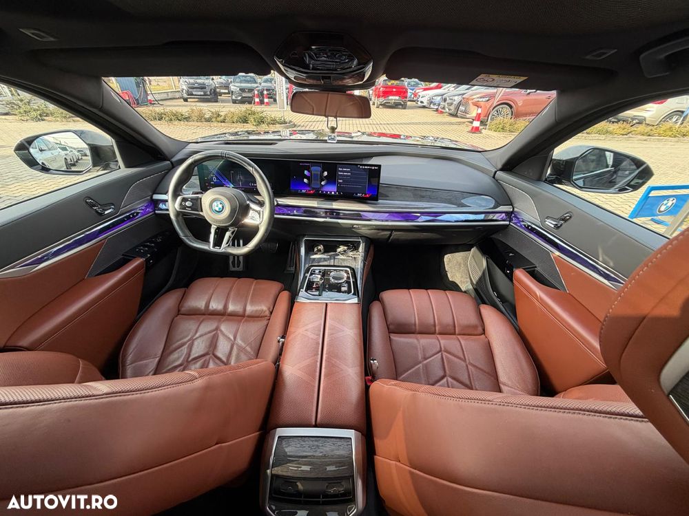 BMW i7 eDrive50 - 11