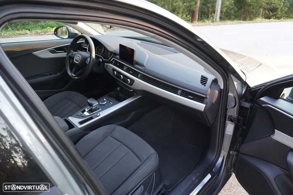 Audi A4 Avant 35 TDI S tronic - 14