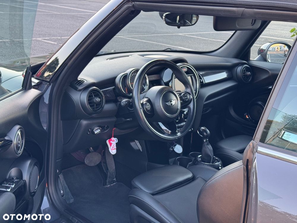 MINI Cooper S - 16