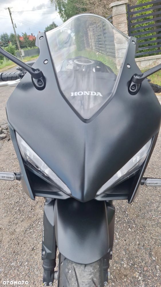 Honda CBR - 17