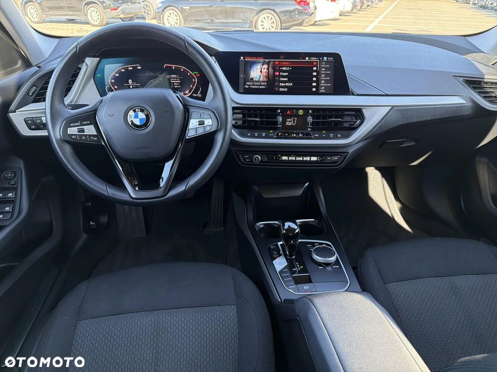 BMW Seria 1 118i Advantage - 23