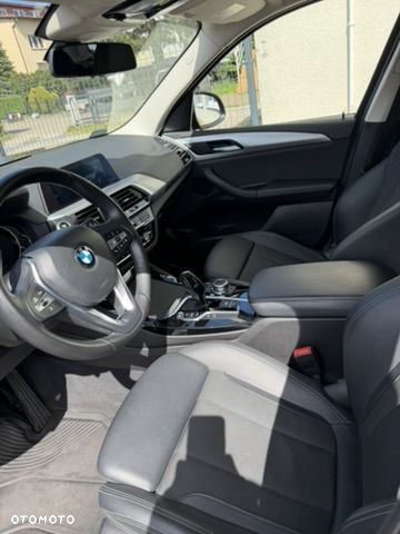 BMW X3 xDrive20i xLine - 4
