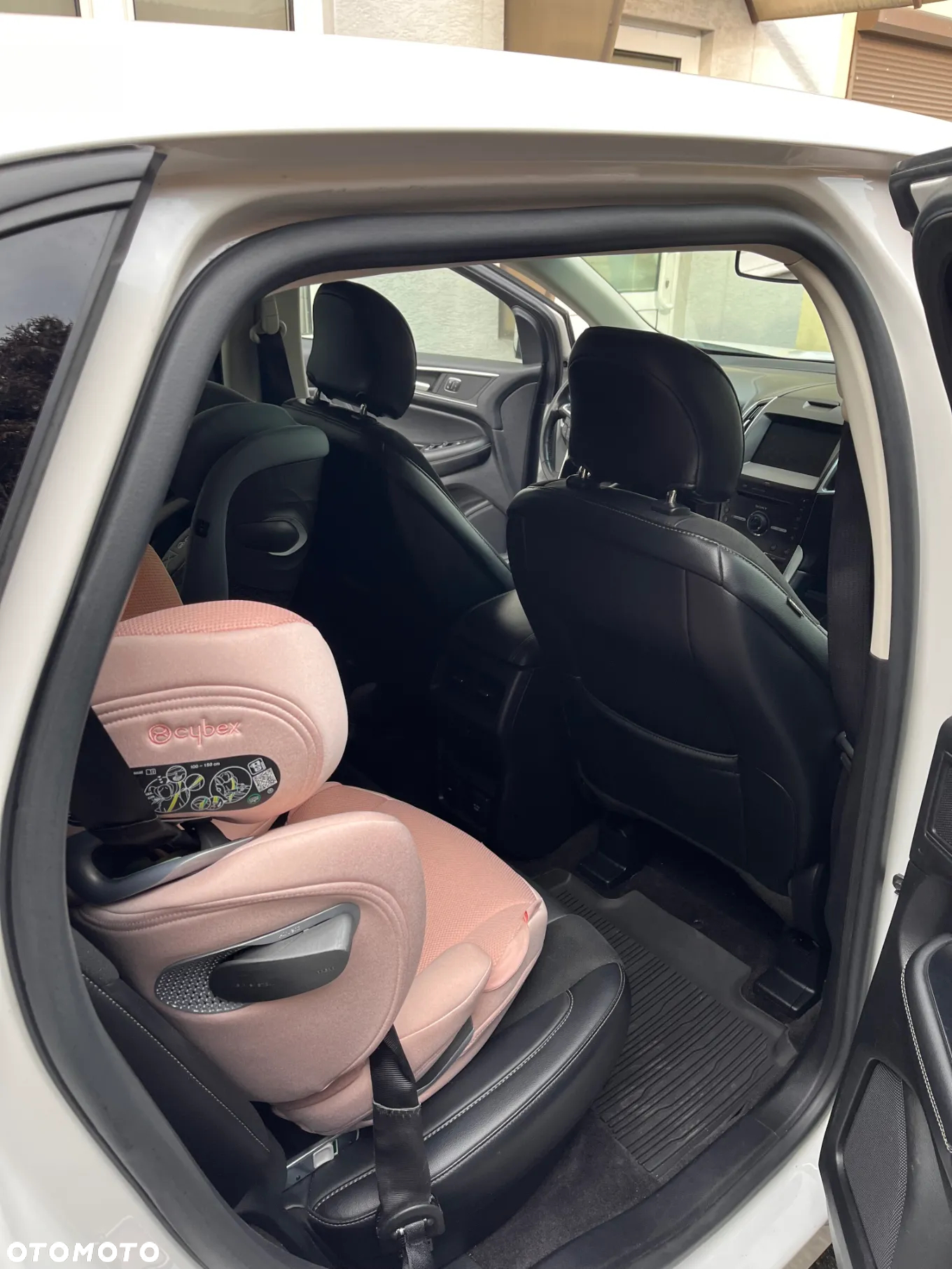 Ford Edge - 14