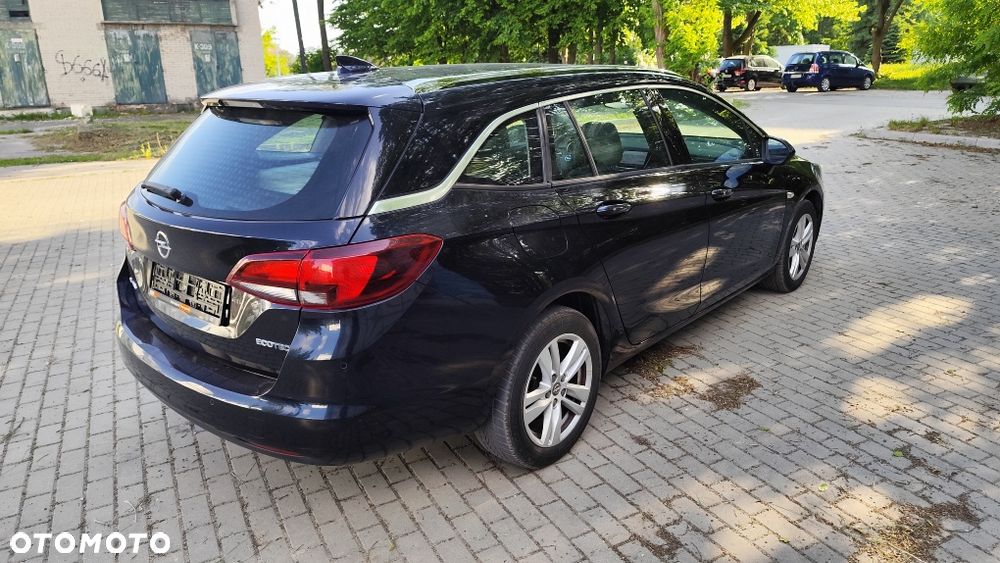 Opel Astra - 4