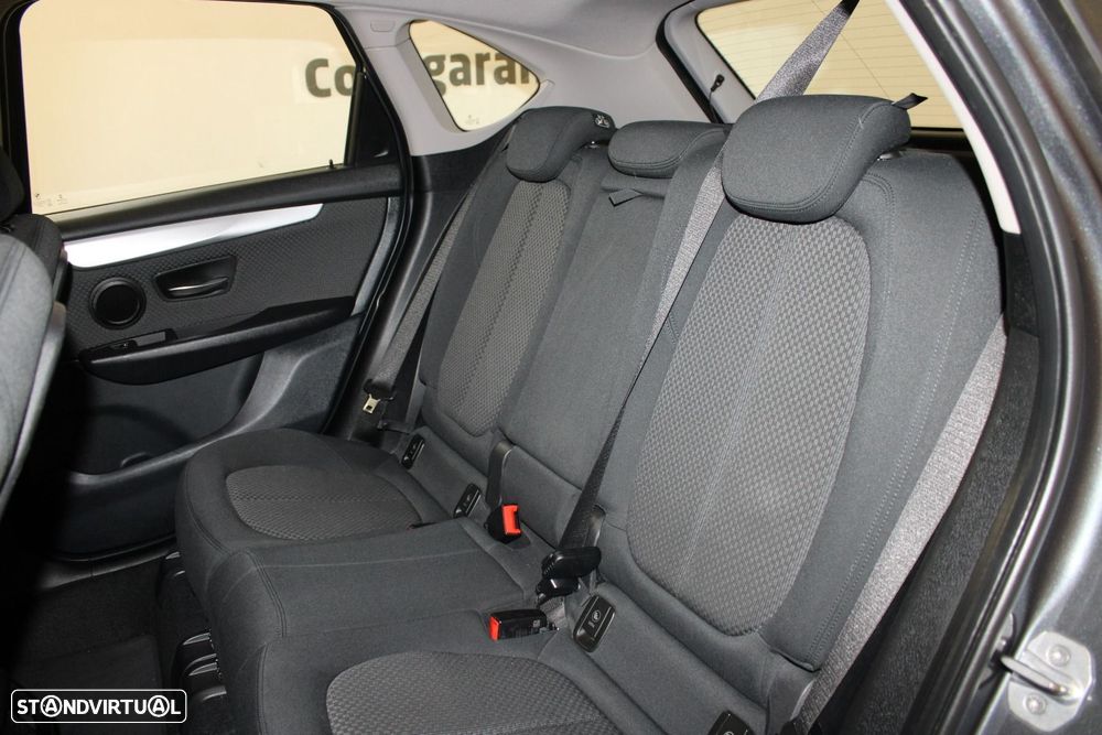 BMW 216 Active Tourer d Advantage - 29