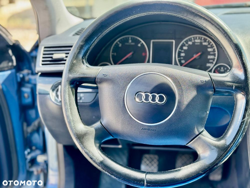 Audi A4 Limousine - 26