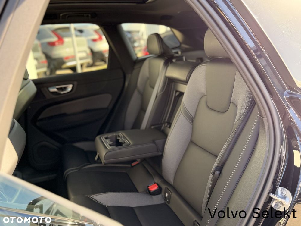 Volvo XC 60 - 25