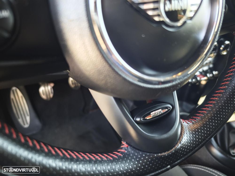MINI 5 Portas Cooper D - 40