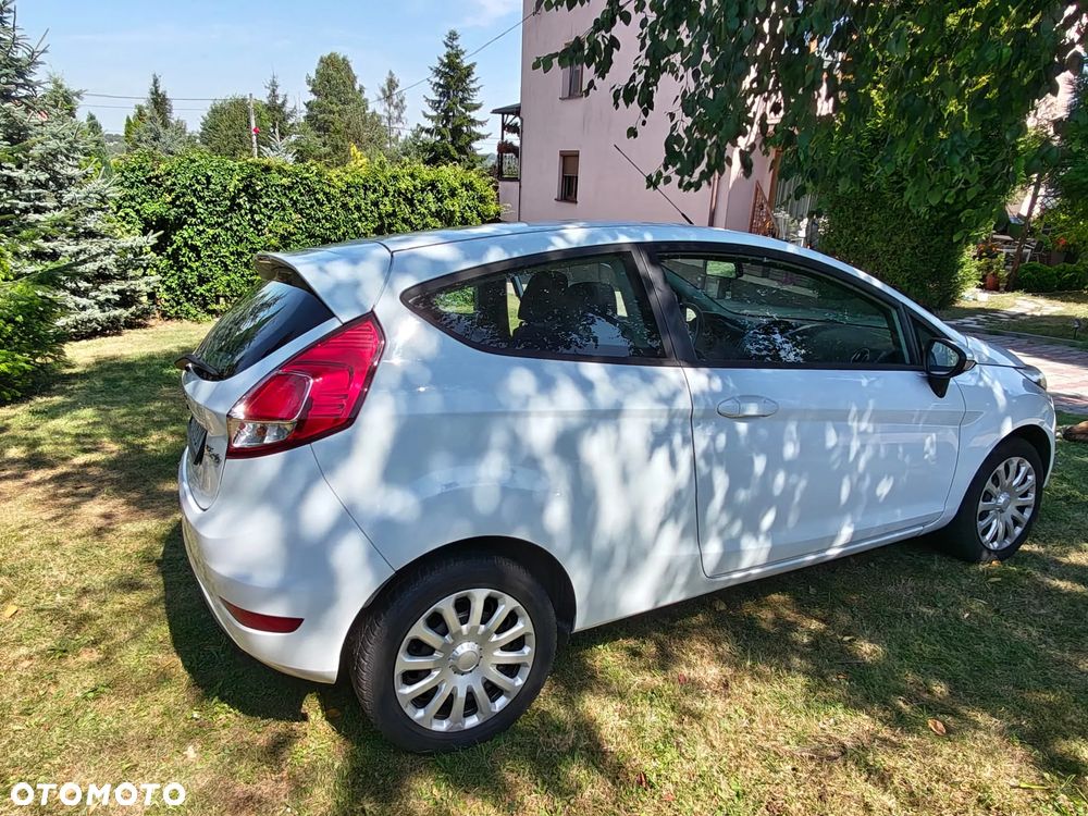 Ford Fiesta 1.25 Trend Edition - 8