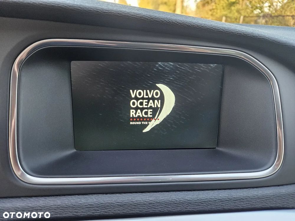 Volvo V40 D2 Ocean Race - 20