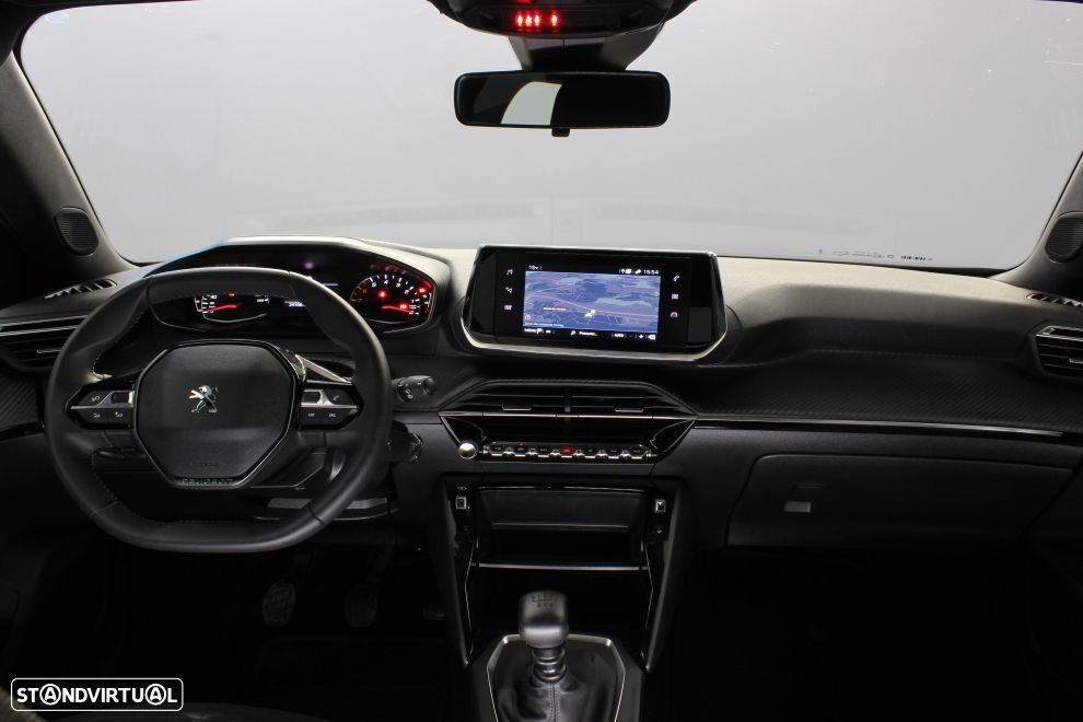 Peugeot 2008 1.2 PureTech Active Pack - 17