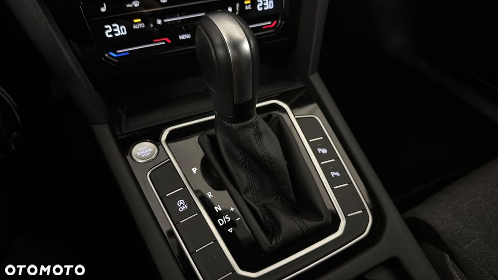 Volkswagen Passat Variant 1.5 TSI EVO Business DSG - 18