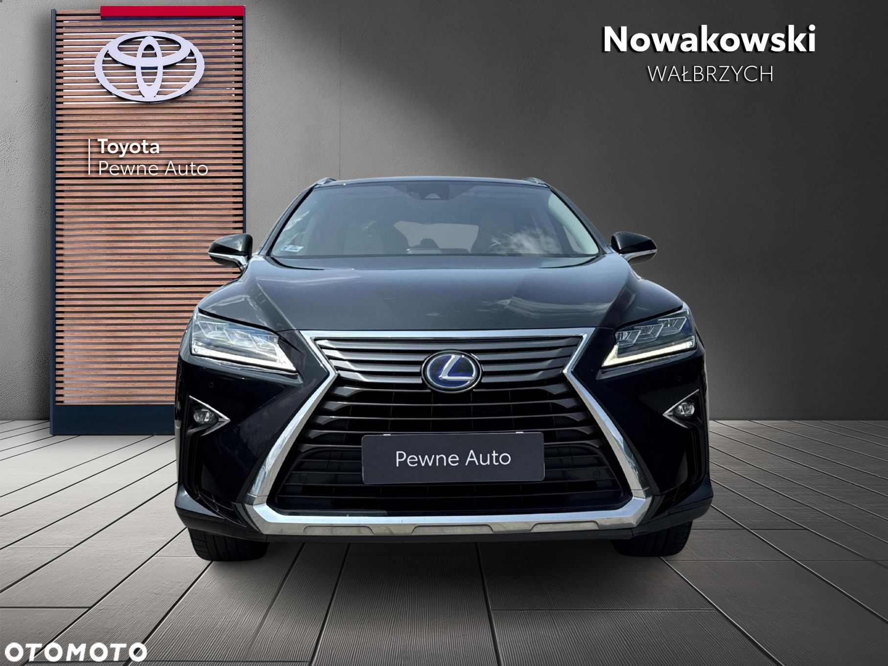 Lexus RX - 8