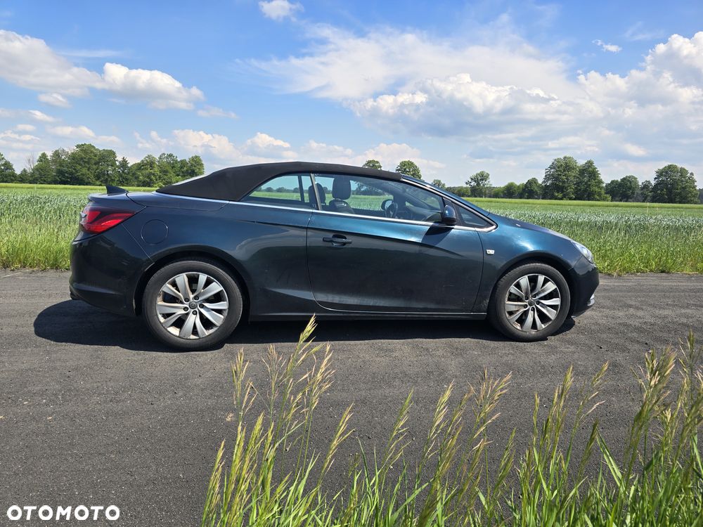 Opel Cascada 1.6 T Cosmo S&S - 3