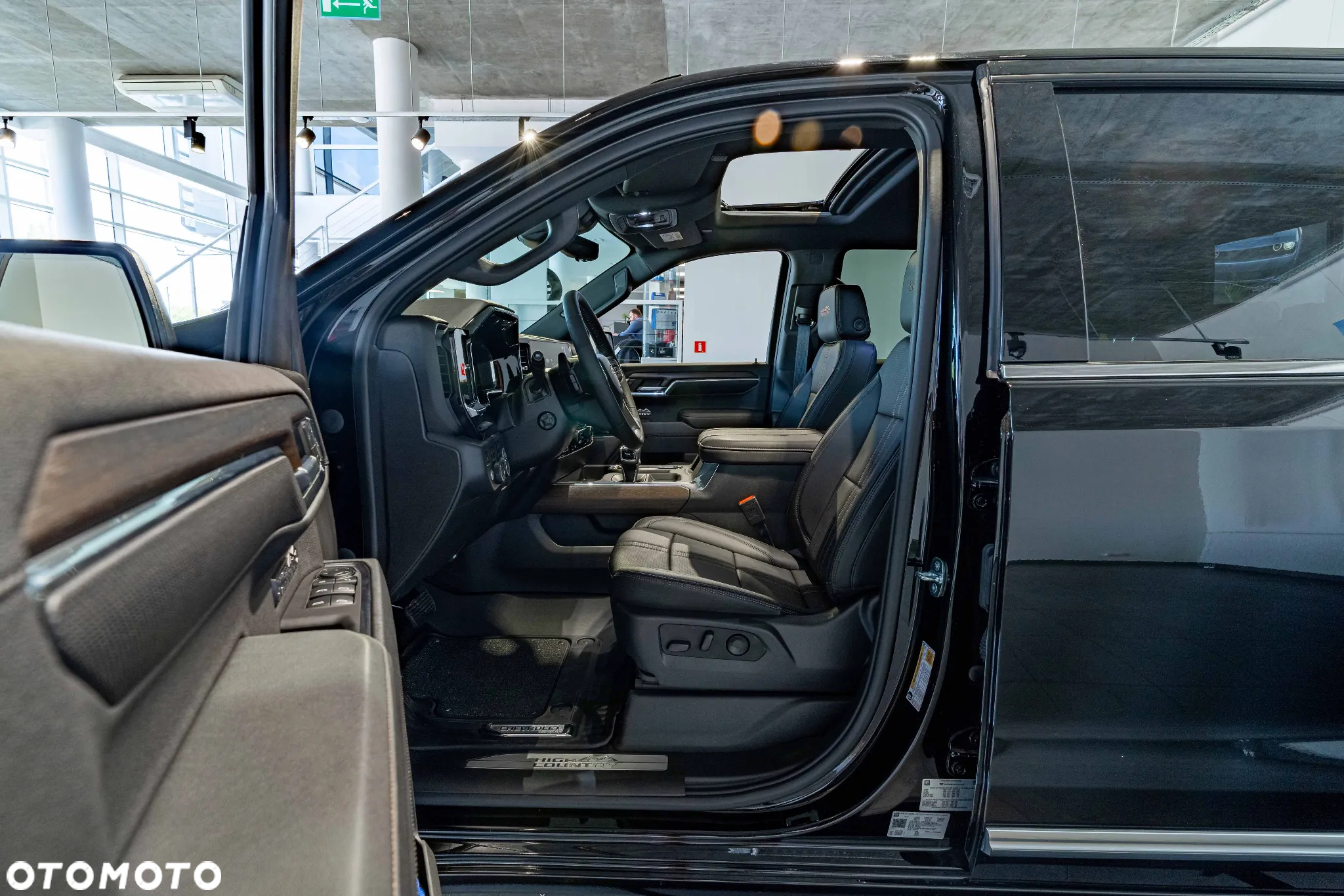 Chevrolet Silverado - 39