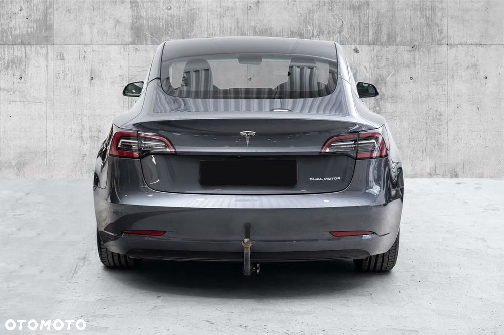 Tesla Model 3 Premium Langstreckenbatterie AWD Dual Motor - 8