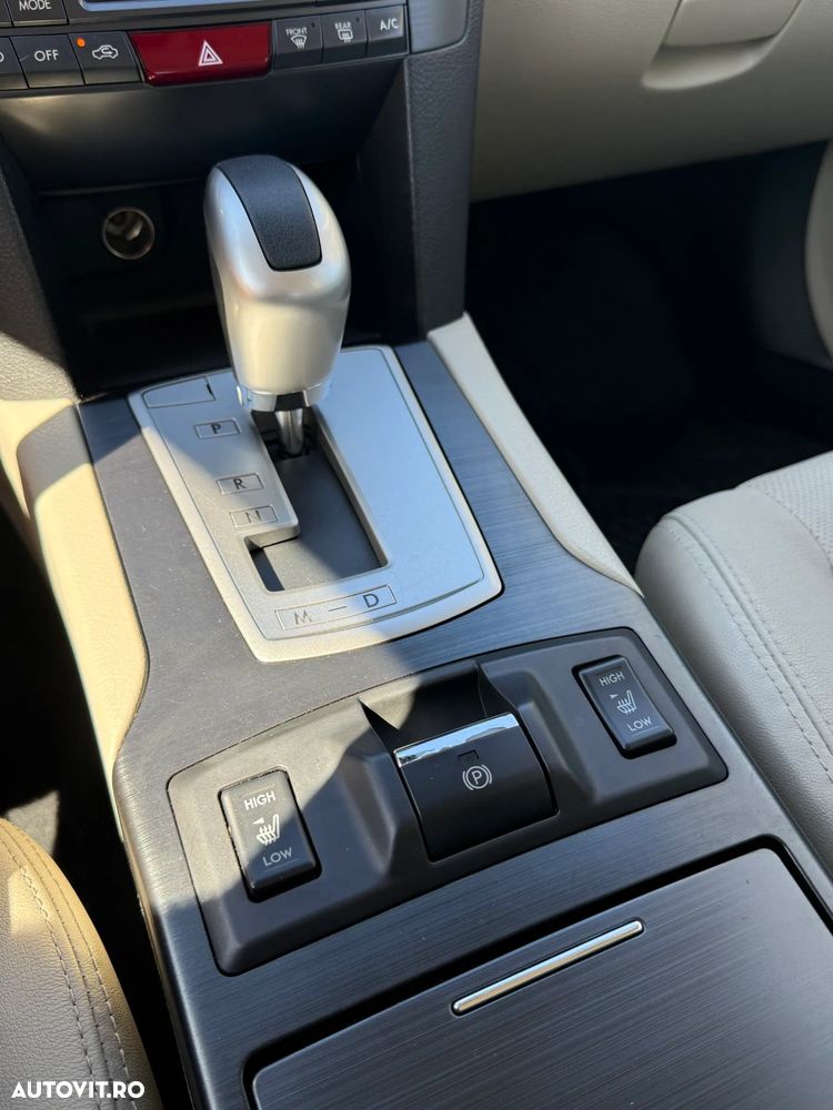 Subaru Legacy - 25