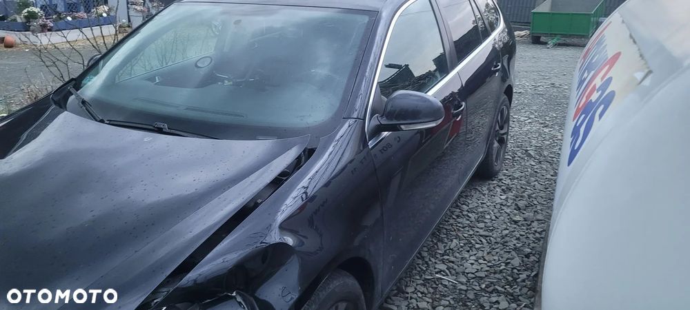 Volkswagen Golf 2.0 TDI DPF Highline - 7