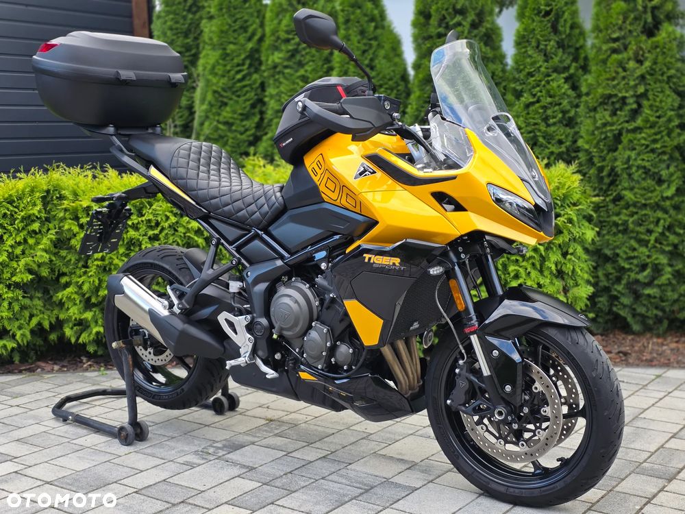 Triumph Tiger - 2