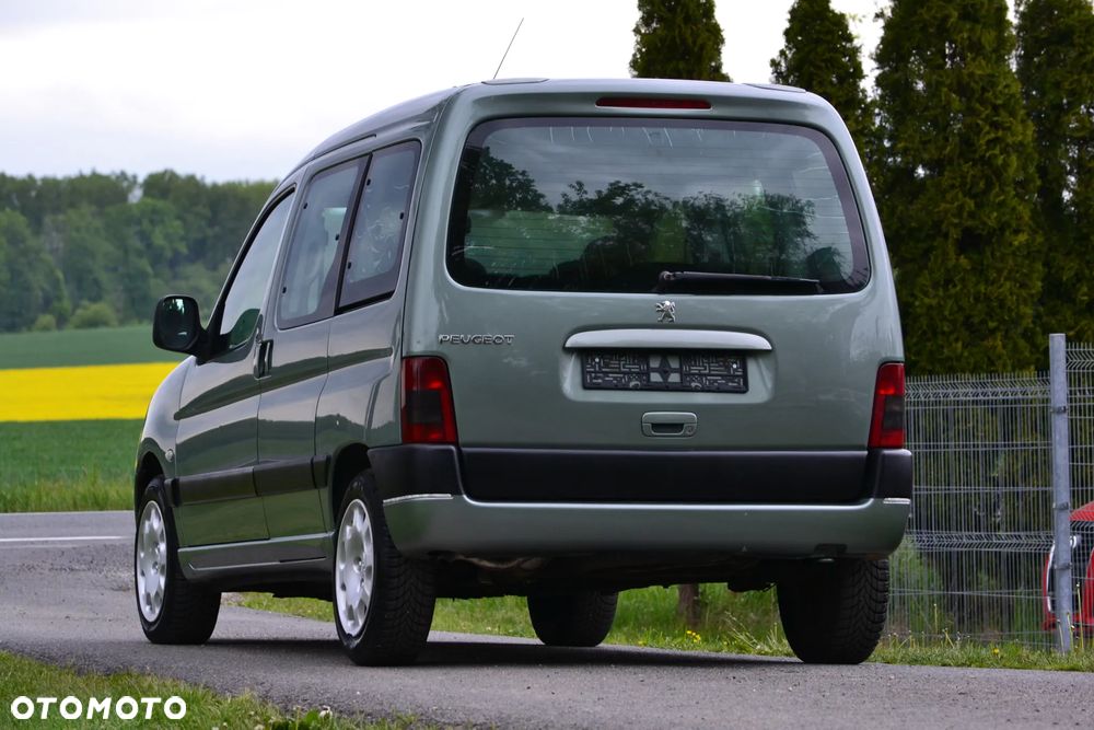 Peugeot Partner Kombi 110 Premium - 12