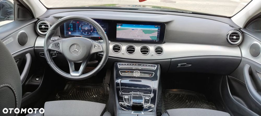 Mercedes-Benz Klasa E 220 d 9G-TRONIC - 8