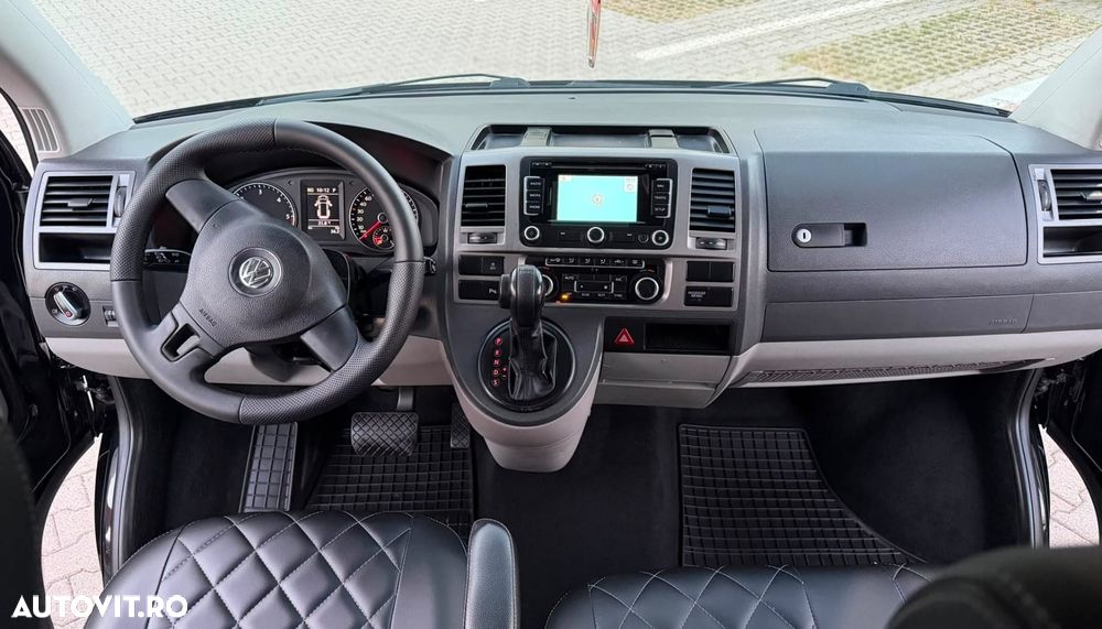 Volkswagen Caravelle - 5