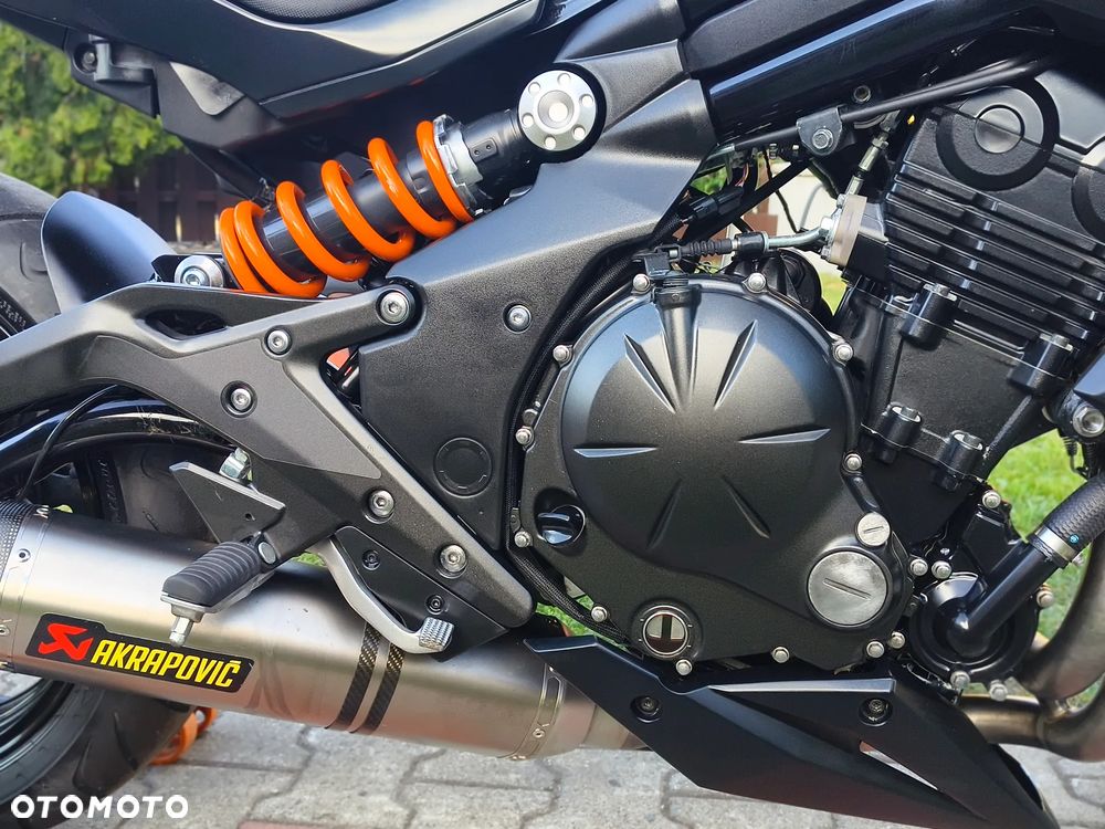 Kawasaki ER - 9