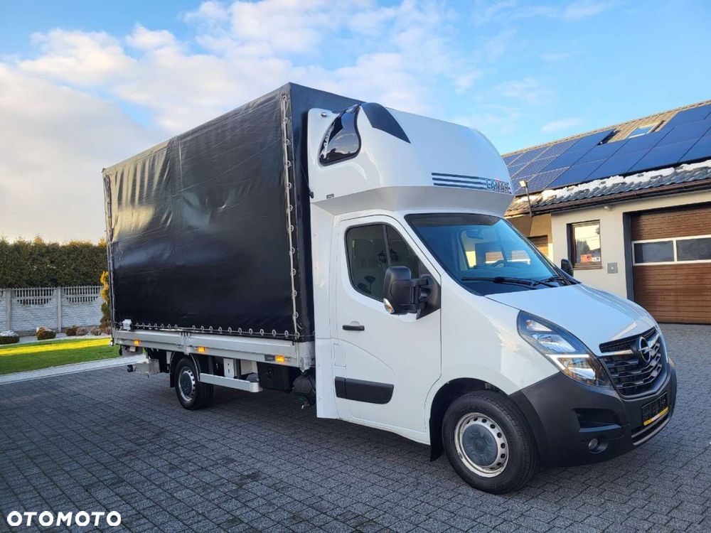 Opel Movano z windą salon Polska - 17