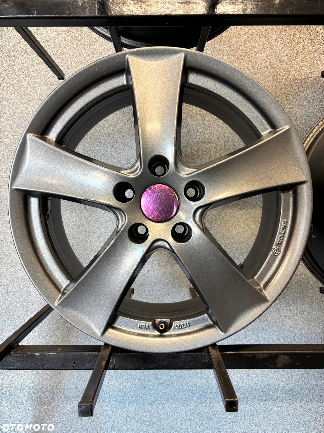 4 FELGI ALU. VW PASSAT, ARTEON,TOURAN,CADDY, GOLF, AUDI A4, A6, SKODA OCTAVIA 17'' 7J ET40 - 8