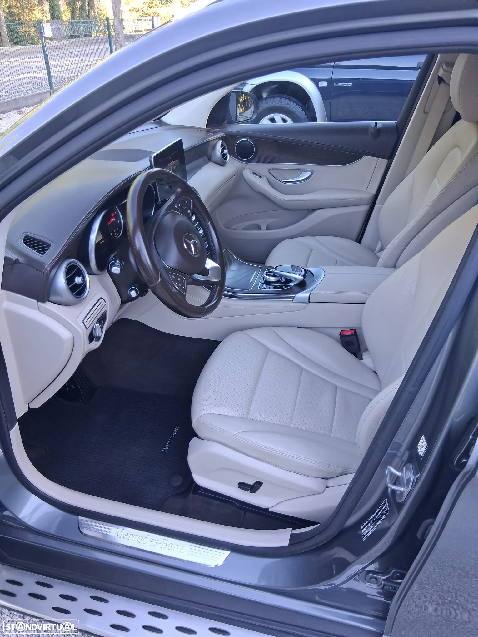 Mercedes-Benz GLC 350 d 4-Matic - 17