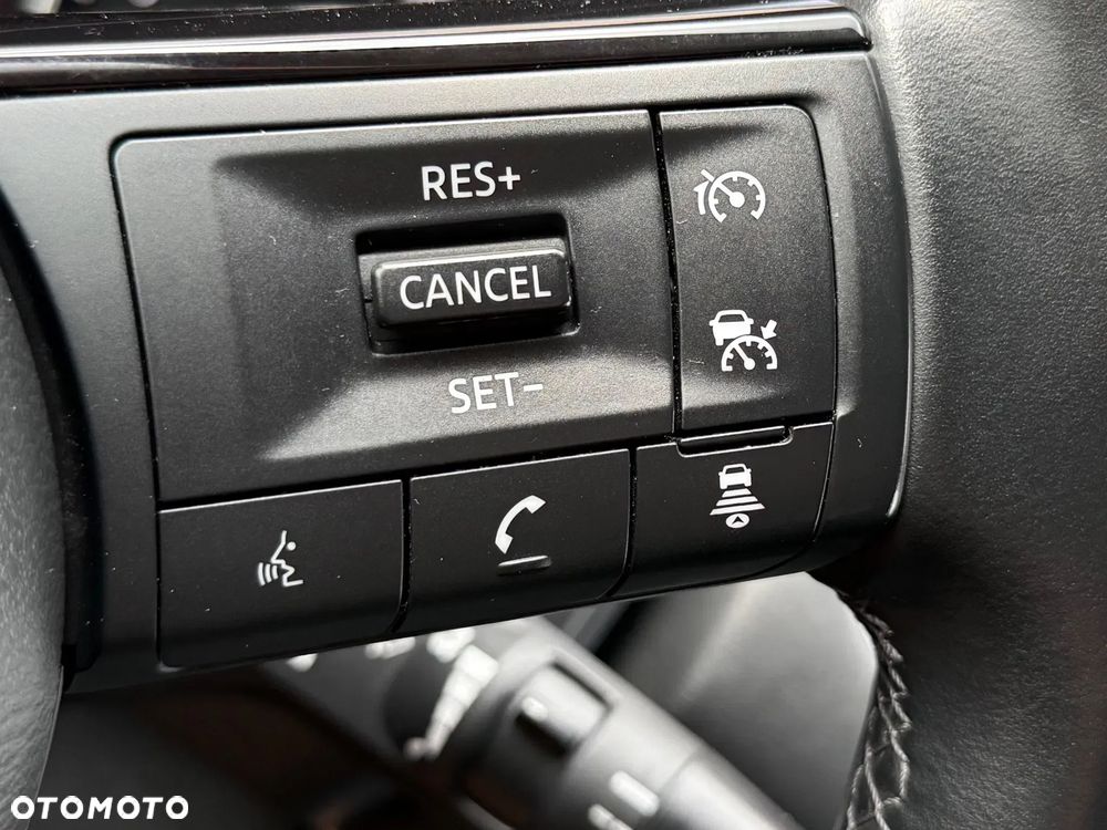Nissan Qashqai 1.3 DIG-T MHEV Tekna - 10