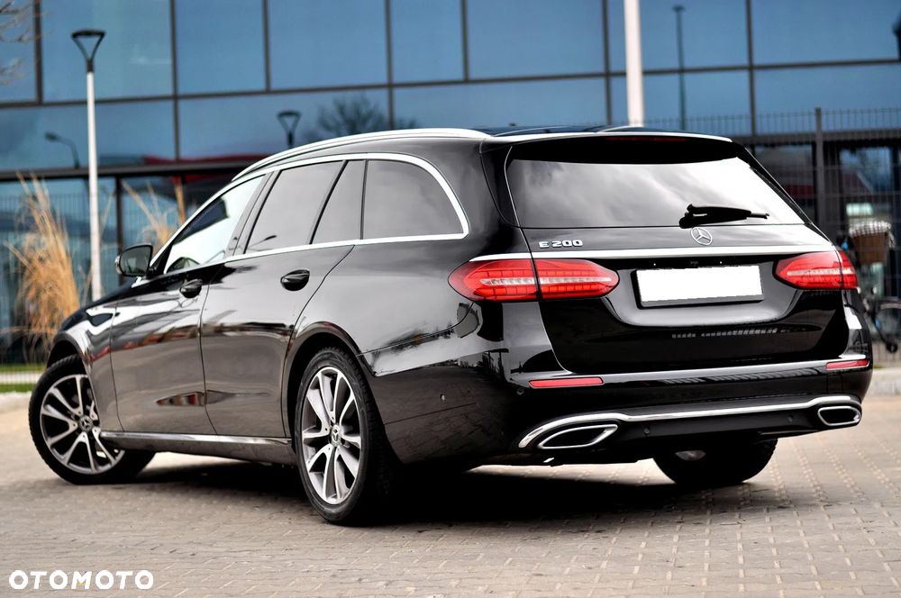 Mercedes-Benz Klasa E 200 9G-TRONIC Avantgarde - 13