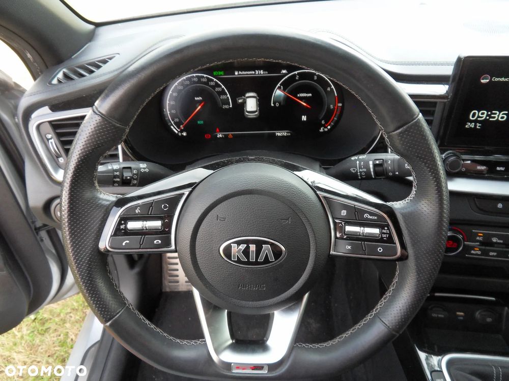 Kia Ceed 1.6 CRDi GT Line - 21