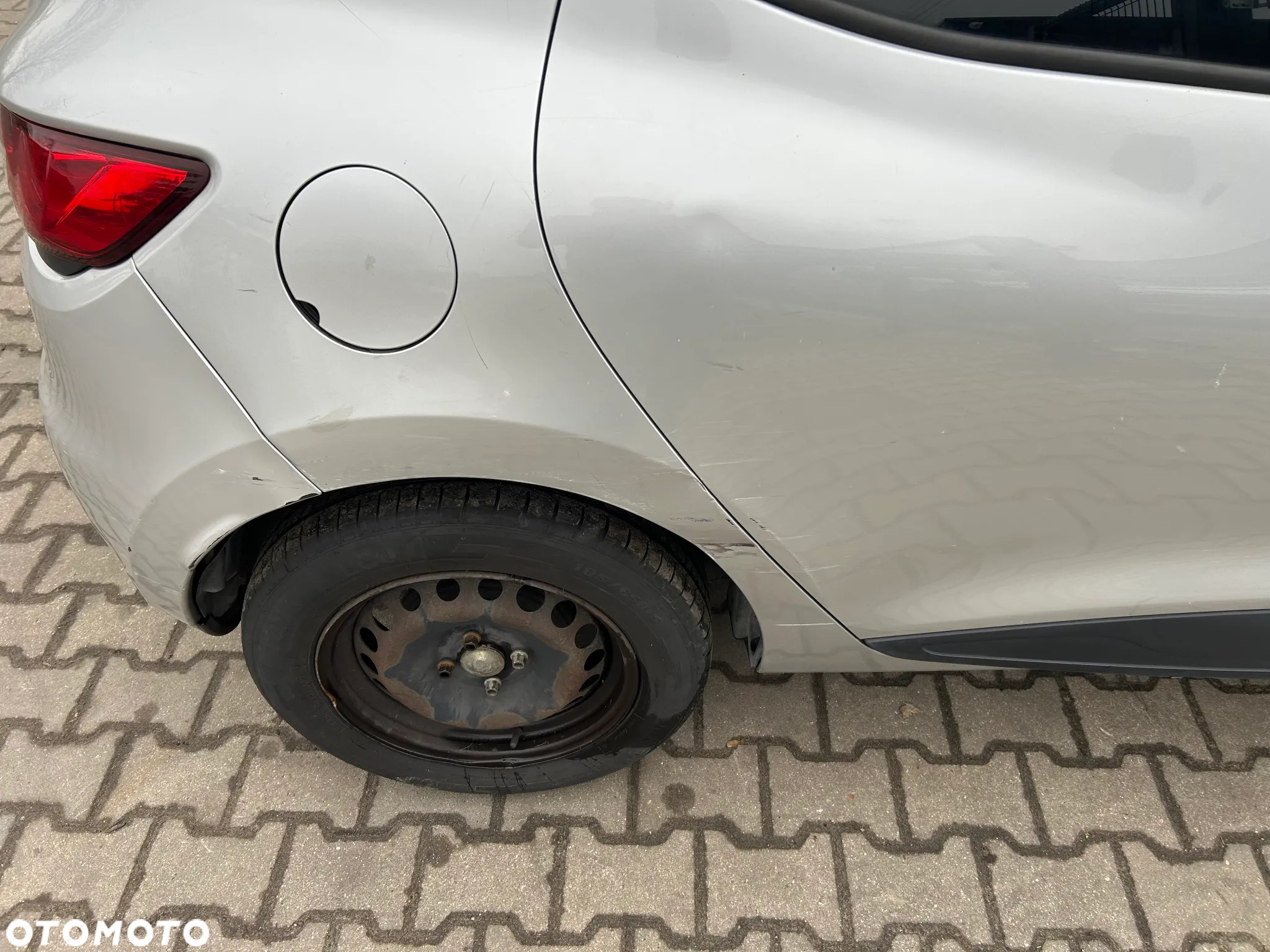 Renault Clio - 21