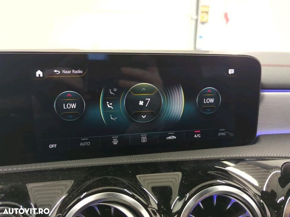Mercedes-Benz CLA 180 7G-DCT Edition AMG Line - 13