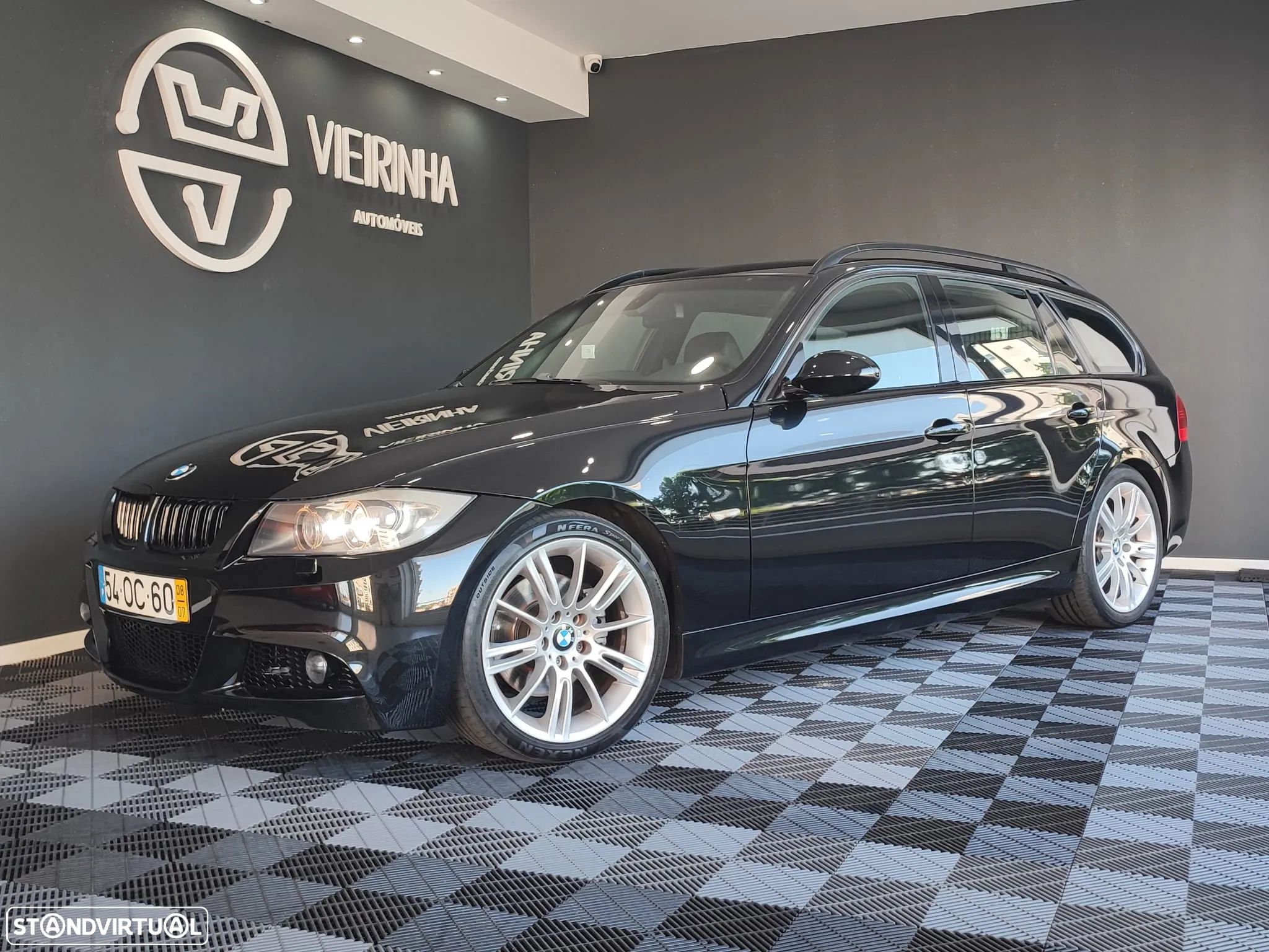 BMW 320 d Touring Navigation Sport - 1