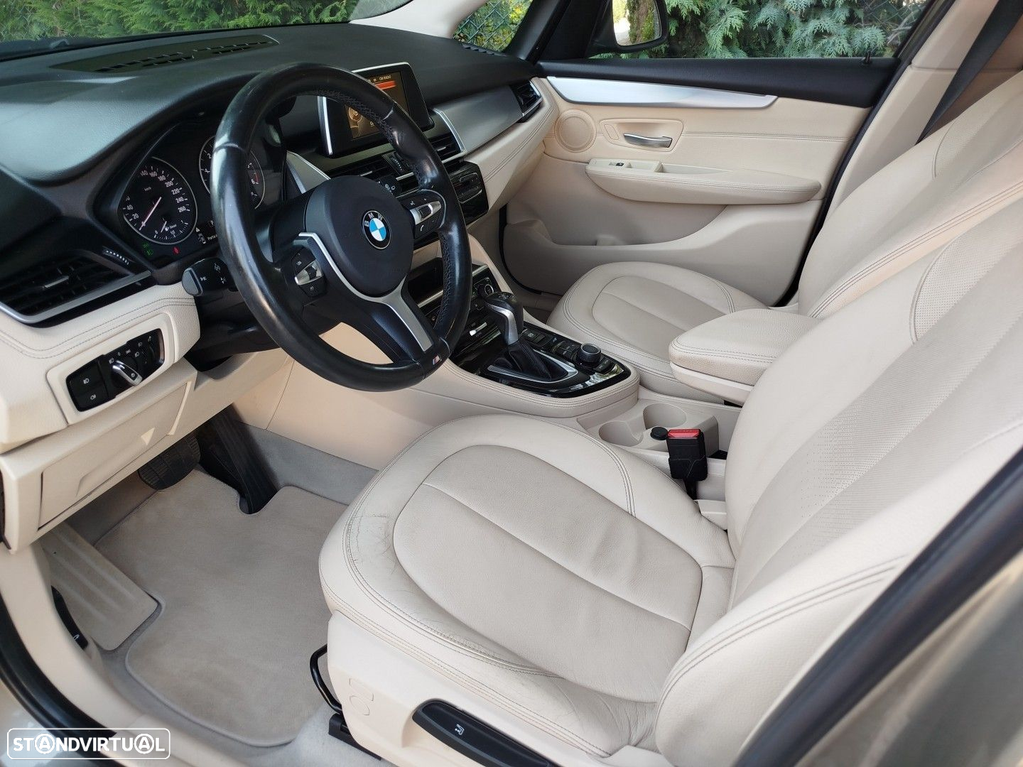 BMW 216 Active Tourer d Line Luxury Auto - 25