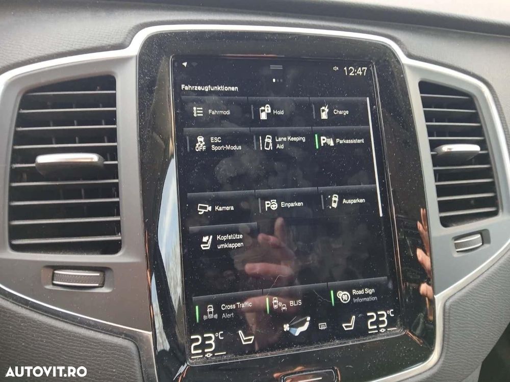 Volvo XC 90 T8 AWD Recharge Geartronic Inscription - 11