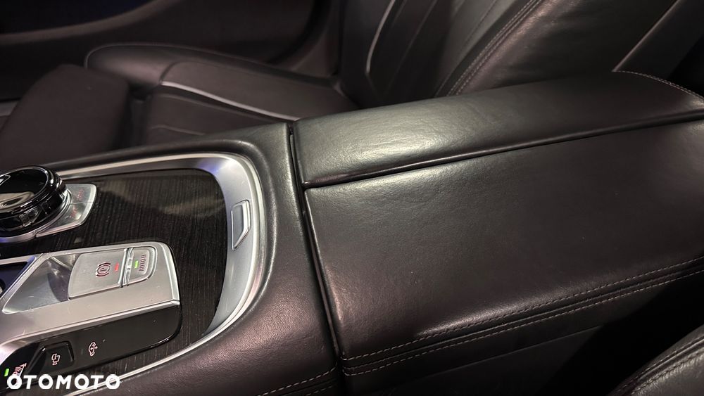BMW Seria 7 750Li xDrive Edition Exclusive - 27