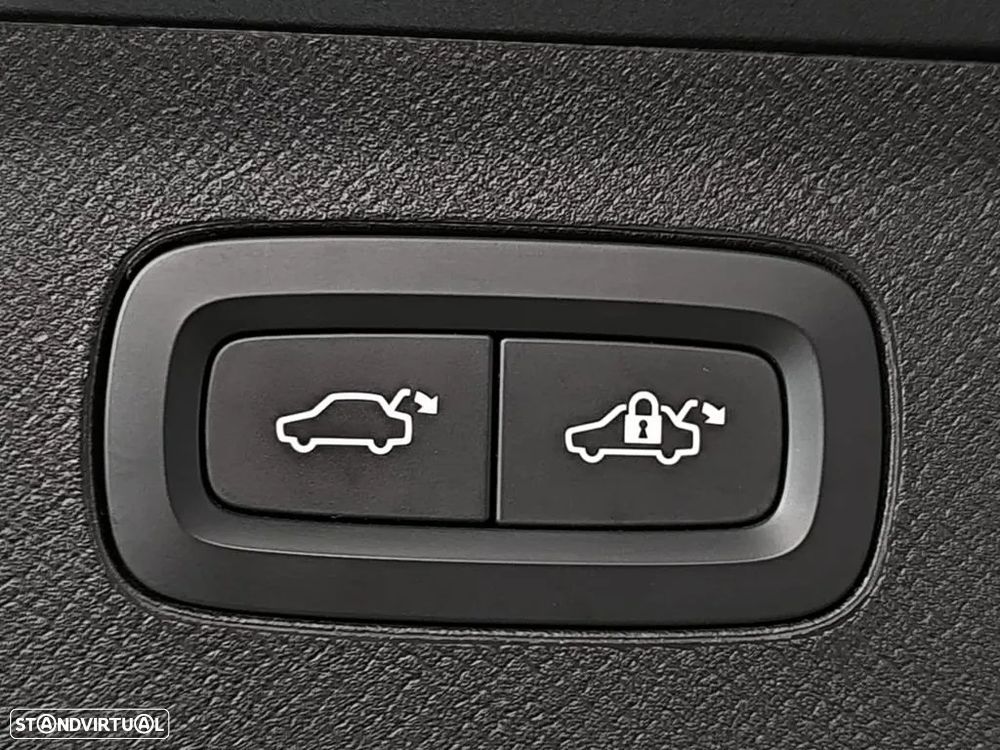 Volvo XC 90 2.0 T8 PHEV R-Design Expression AWD - 34