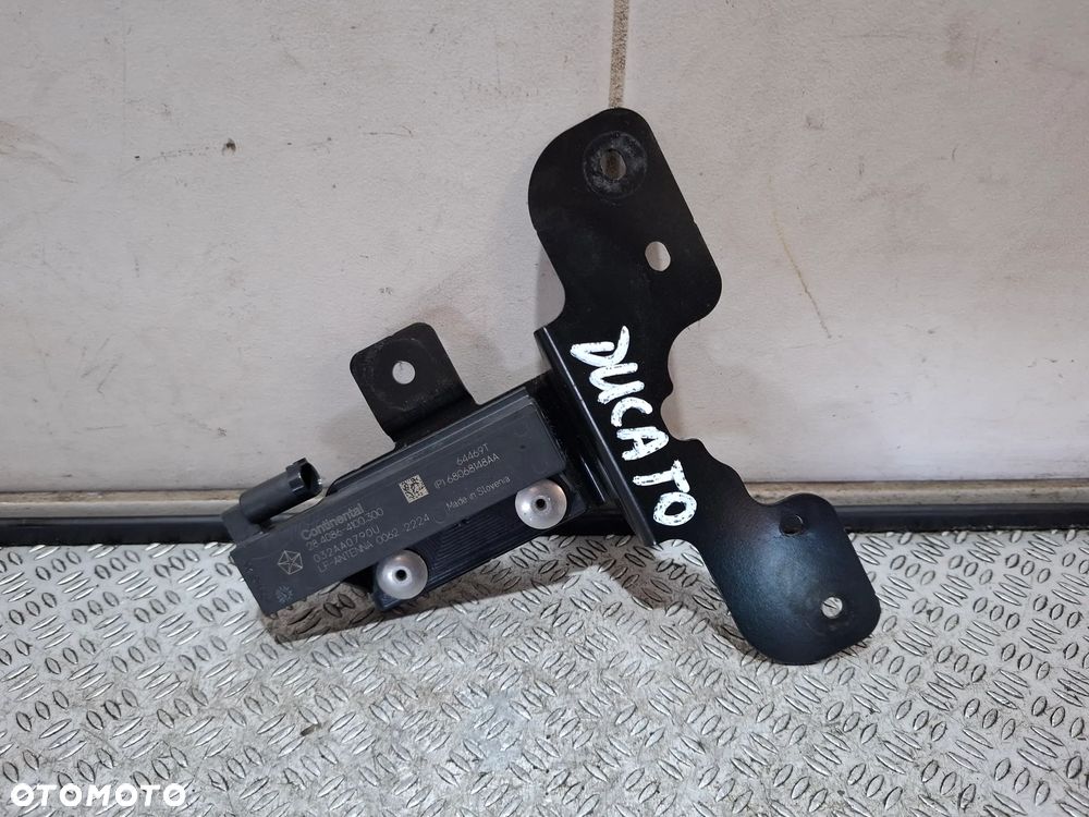 Moduł wmacniacz anteny Fiat Ducato III 2021 rok nr 68068148AA - 1