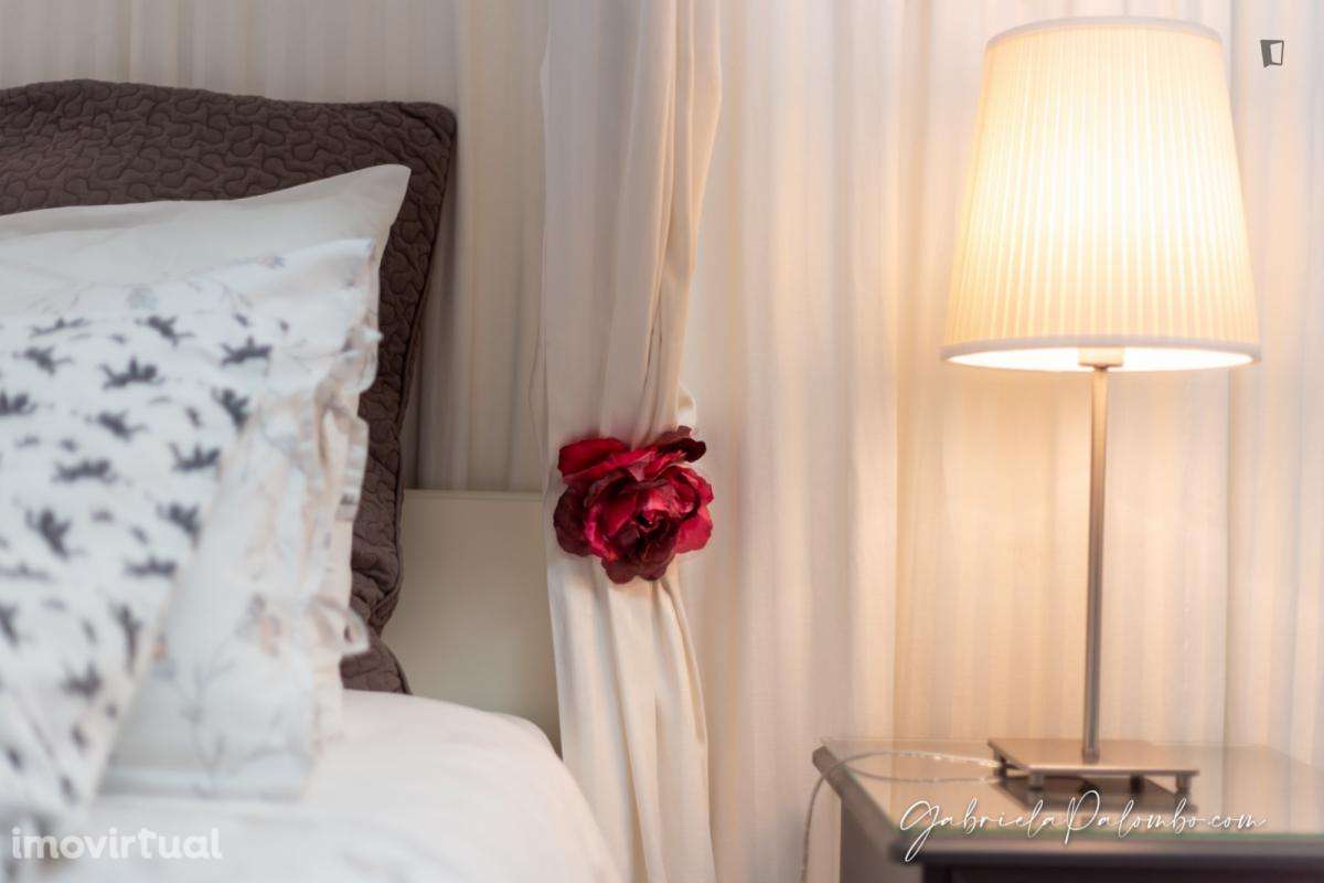 Apartamento com 1 quartos - localizado em Estrela Lisbon - Grande imagem: 4/17