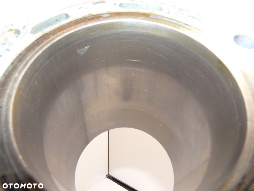 Kawasaki VN 750 Vulcan cylinder + tłok tył K1197 - 13